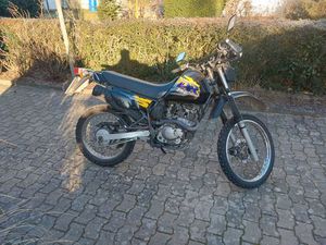 SUZUKI DR 125 SE