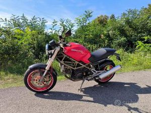 DUCATI MONSTER M900
