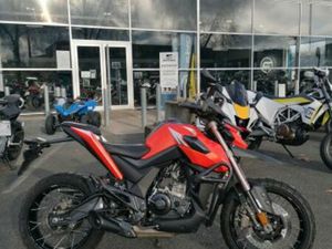 ZONTES 125 HYPER TRAIL 2021 125 CM3 | MOTO ROADSTER | 19 350 KM | ORANGE | 33210 TOULENNE
