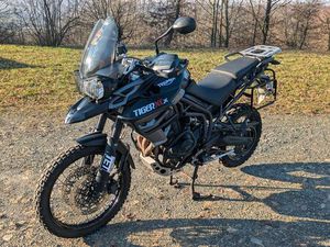 TRIUMPH TIGER 800 XCX