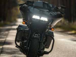 HARLEY DAVIDSON ROAD GLIDE SPECIAL