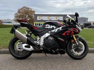 APRILIA RSV V4 FACTORY - 2023 - 1.820 KM - BTW MOTOR — MOTOREN | APRILIA — MARKTPLAATS