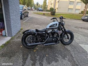 HARLEY DAVIDSON SPORTSTER FORTY EIGHT