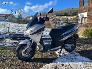 APRILIA SRX 50 / 421 KM / 5 MOIS