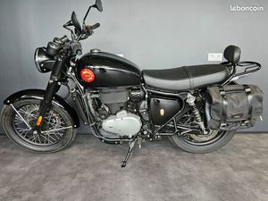 BSA GOLDSTARD 650