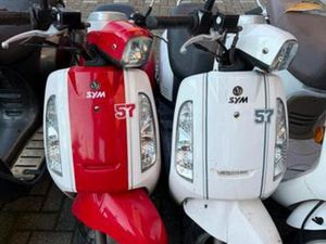 2X SYM TONIK SNOR EN BROM OPKNAPPER — SCOOTERS | SYM — MARKTPLAATS