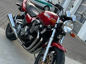 XJR 1200