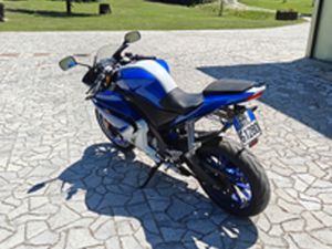 YAMAHA R125 2017