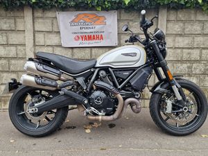 DUCATI SCRAMBLER 1100 PRO