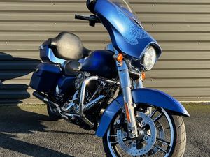 HARLEY-DAVIDSON TOURING STREET GLIDE 1690