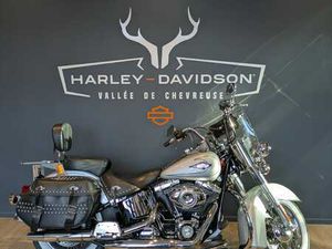 HARLEY-DAVIDSON SOFTAIL HERITAGE 1584 CLASSIC