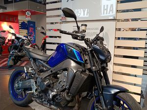 YAMAHA MT-09