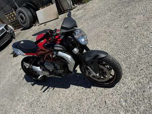 MV AGUSTA BRUTALE 800 EAS ABS ROSSO