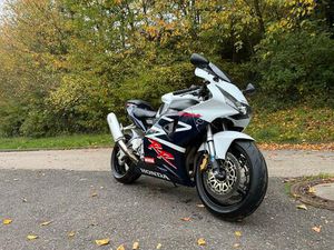 HONDA CBR 954 RR FIREBLADE (SC50)