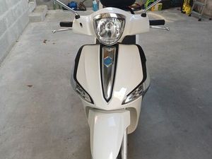 VENDS SCOOTER PIAGGIO LIBERTY 50 CC 4T