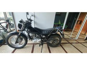 SUZUKI RV VANVAN 200 CM3 ROUTIÈRE 2016
