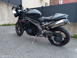 SPEED TRIPLE RS