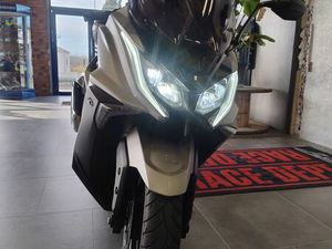 KYMCO AK 550 BRIDAGE PERMIS A 2