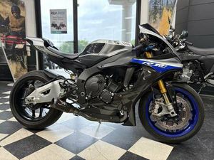 2018 YAMAHA YZF R1M HORIZONTAL IN-LINE 998