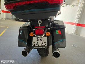 HARLEY-DAVIDSON FLHTCUI CVO ULTRA