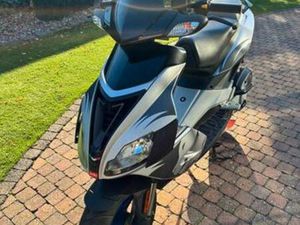 APRILLIA SR50 SCOOTER — SCOOTERS | PEUGEOT — MARKTPLAATS