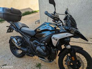 BMW R 1300 GS TRIPLE BLACK