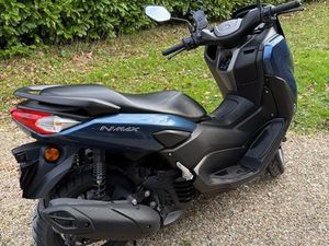YAMAHA NMAX