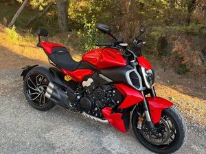 DUCATI DIAVEL V4 2025