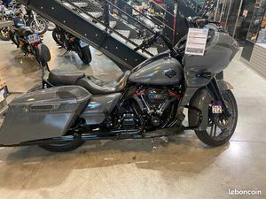 ECHANGE HARLEY DAVIDSON CVO ROAD GLIDE GRISE