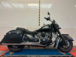 INDIAN CHIEF DARK HORSE THUNDER BLACK SMOKE