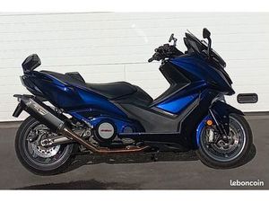 SUPERBE AK550 KYMCO