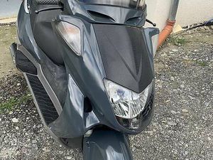 HONDA FES 250 FORESIGHT