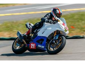 YAMAHA YZF - R7 GYTR