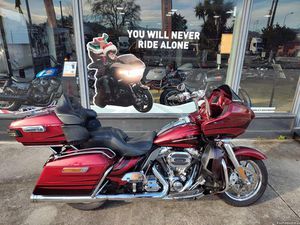 HARLEY-DAVIDSON CVO ROAD GLIDE ULTRA