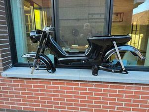 ② HONDA CHALY CF 70 TE KOOP.