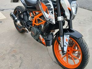 390 KTM