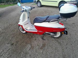 PEUGEOT DJANGO 50CM3 4 TEMPS