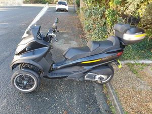 PIAGGIO 300 MP3 LT