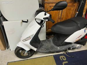 SCOOTER 50 ZIP