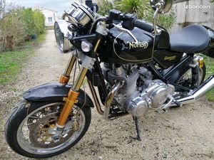 NORTON 961 COMMANDO