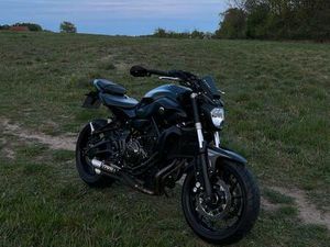 YAMAHA MT07