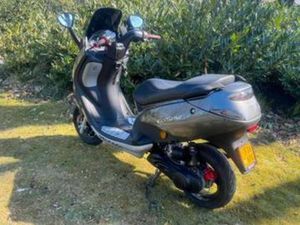PEUGEOT ELYSTAR 70 CC WATERGEKOELD!! — SCOOTERS | PEUGEOT — MARKTPLAATS