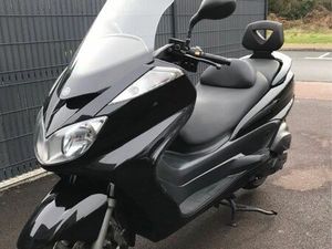 YAMAHA XMAX 400 TECHMAX