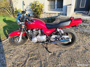 KAWASAKI 750 ZÉPHYR