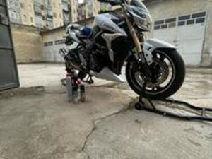 SUZUKI GSR 750 DEL 2012