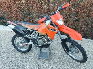 ② KTM EXC400 2002