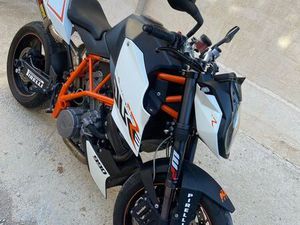 SUPER DUKE 990 R
