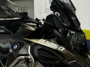 BMW - R1250GS