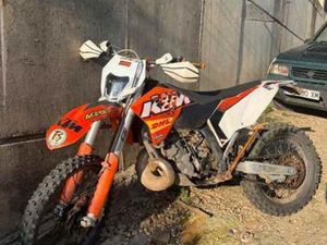 KTM - EXC 250..DOS TIEMPOS