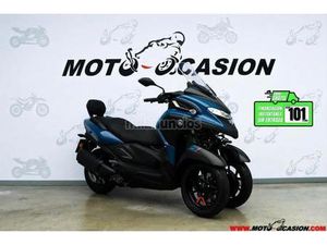 YAMAHA - TRICITY